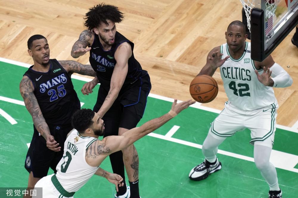 在空中完成 在空中完成